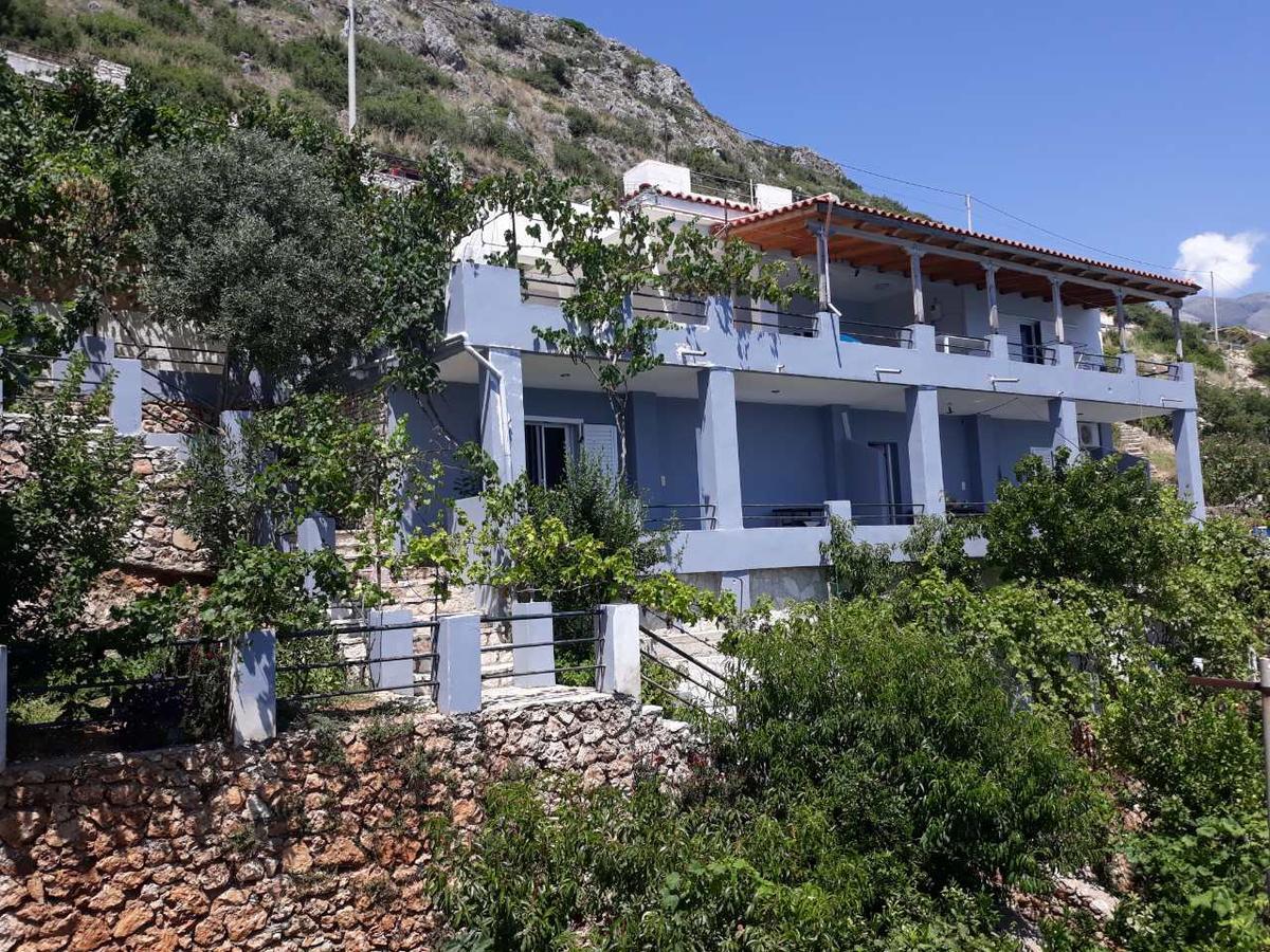 Hotel Blue View à Qeparo Extérieur photo